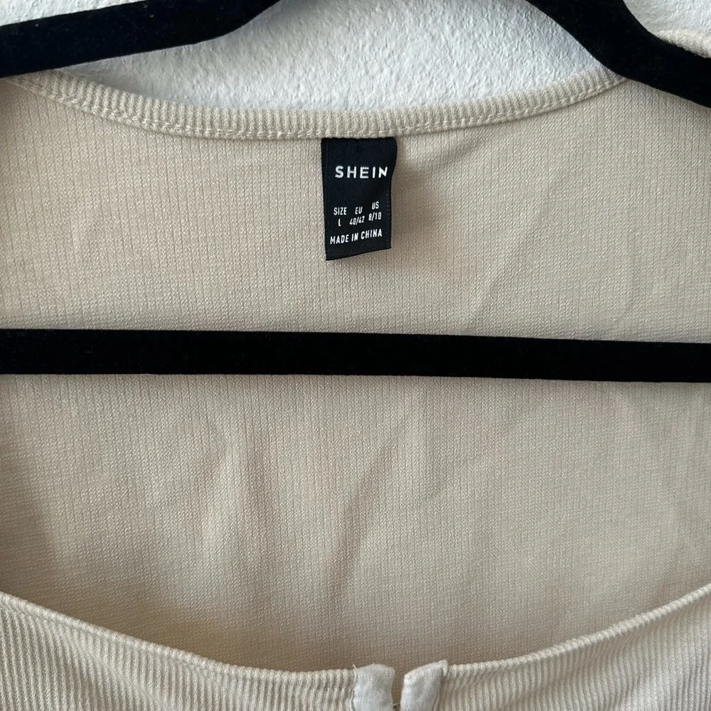 Shein Top - Picture 3 of 4